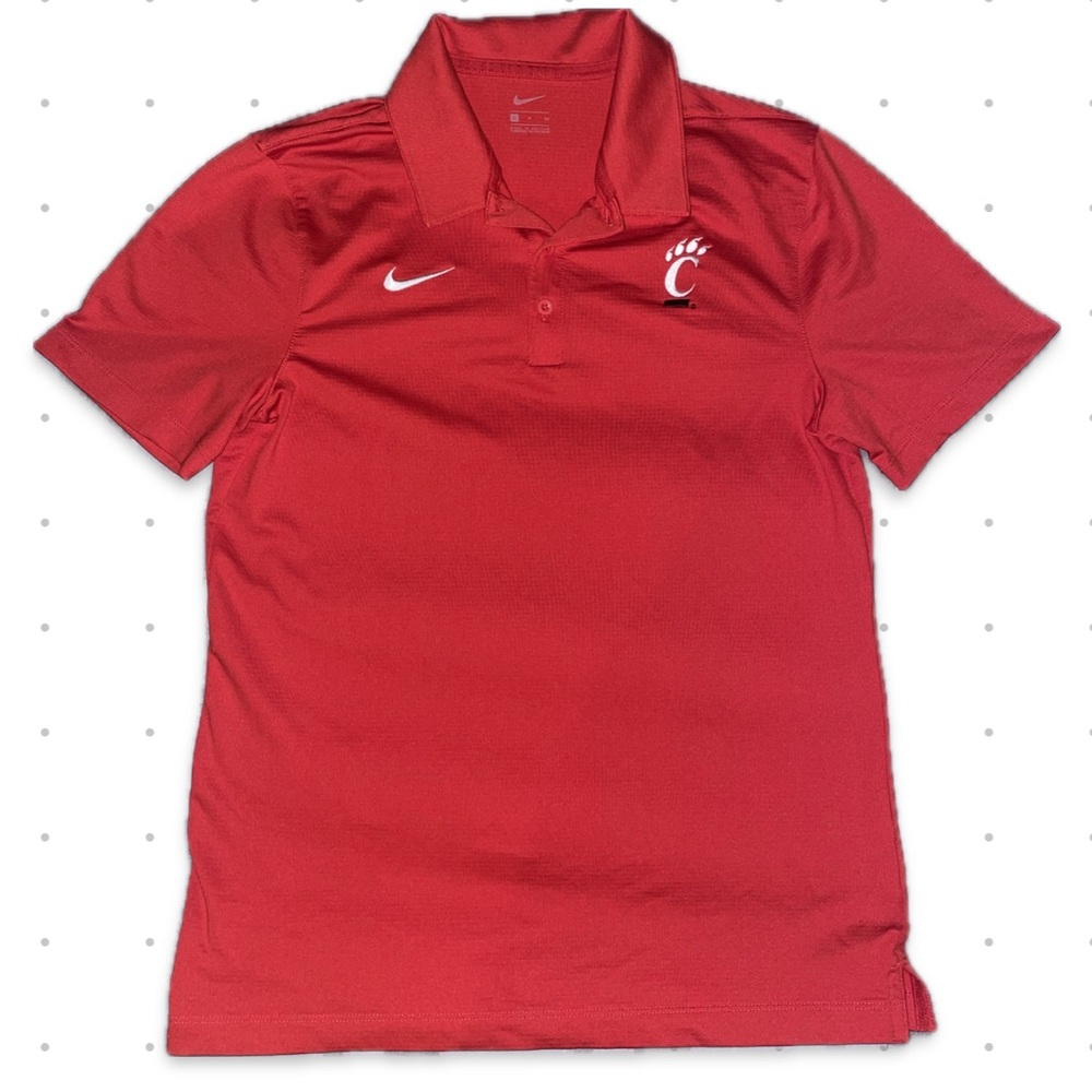 Men’s Small UC Shirt